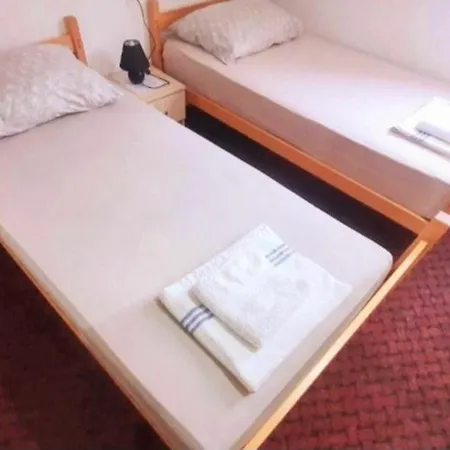 Hostel Stone Gardens Doli